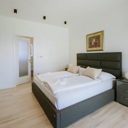 Villa Lantana Makarska